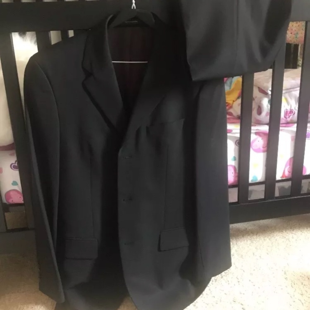 Men’s Hugo Boss Red Label 36R 3 Button